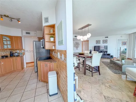 3370 Hidden Bay Drive Aventura FL 33180
