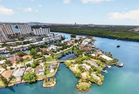 16500 Collins Avenue Sunny Isles Beach FL 33160