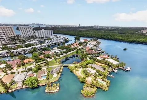 16500 Collins Avenue Sunny Isles Beach FL 33160