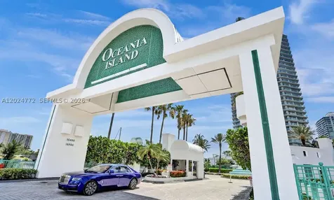 16500 Collins Avenue Sunny Isles Beach FL 33160