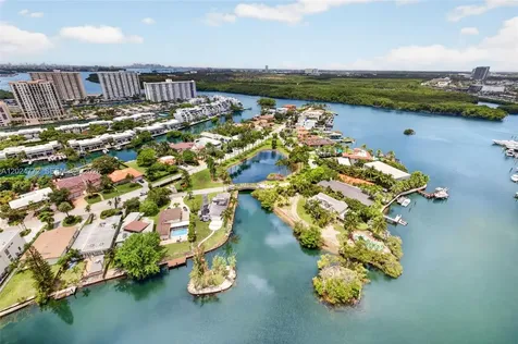 16500 Collins Avenue Sunny Isles Beach FL 33160
