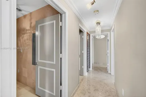 16500 Collins Avenue Sunny Isles Beach FL 33160