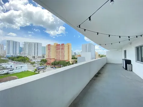 36 NW 6th Avenue Miami FL 33128