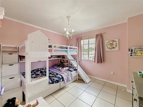 7699 W 36th Avenue Hialeah FL 33018