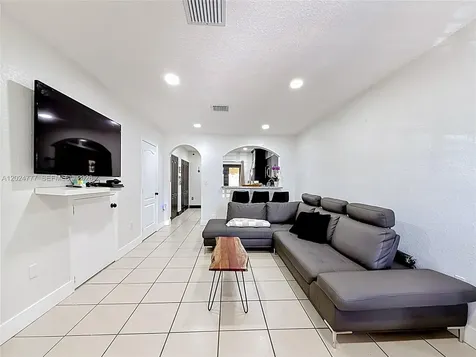7699 W 36th Avenue Hialeah FL 33018