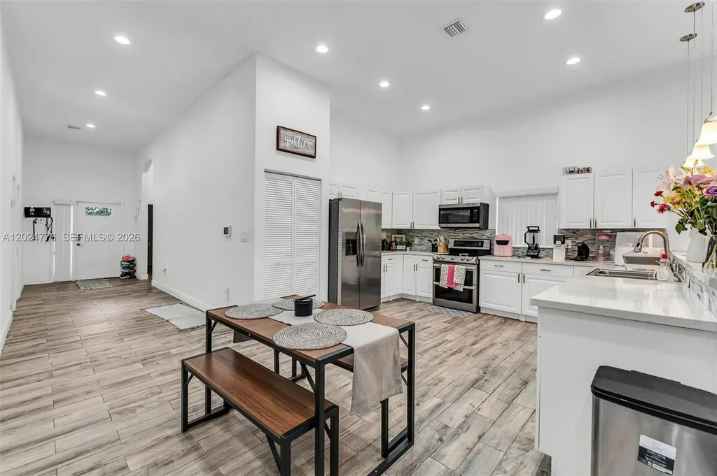 2804 Washington Drive Fort Lauderdale FL 33311