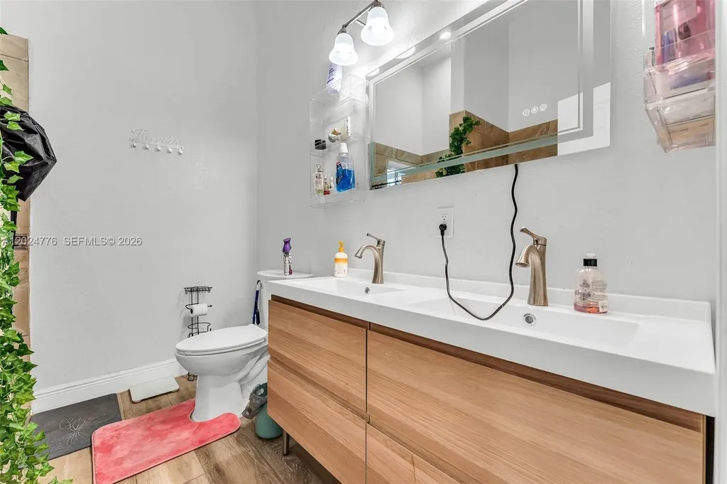 2804 Washington Drive Fort Lauderdale FL 33311