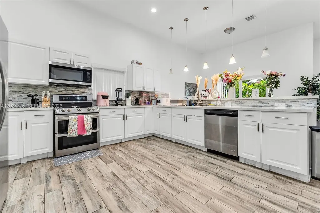 2804 Washington Drive Fort Lauderdale FL 33311
