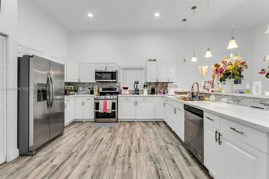 2804 Washington Drive Fort Lauderdale FL 33311