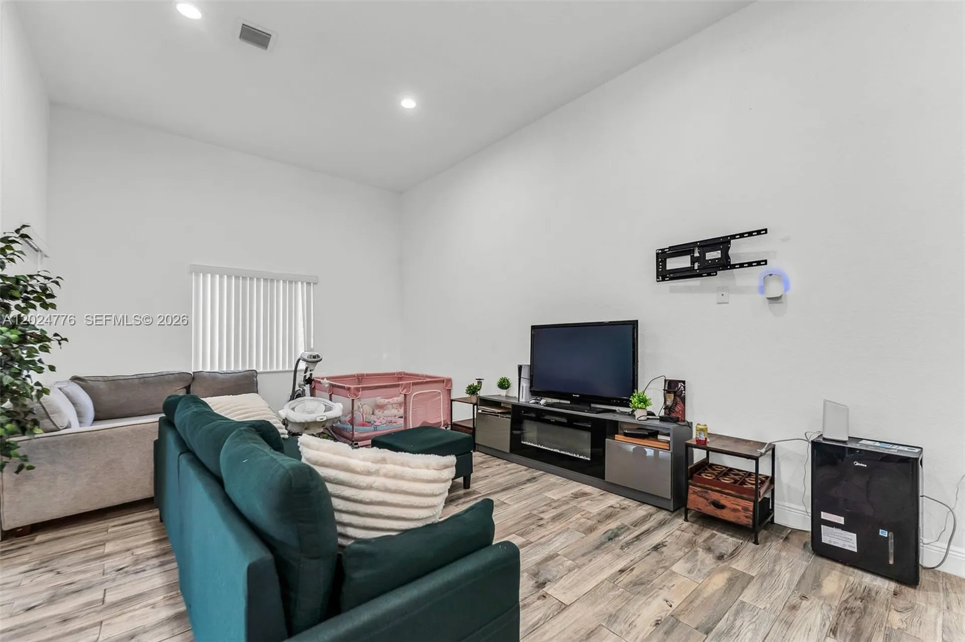 2804 Washington Drive Fort Lauderdale FL 33311