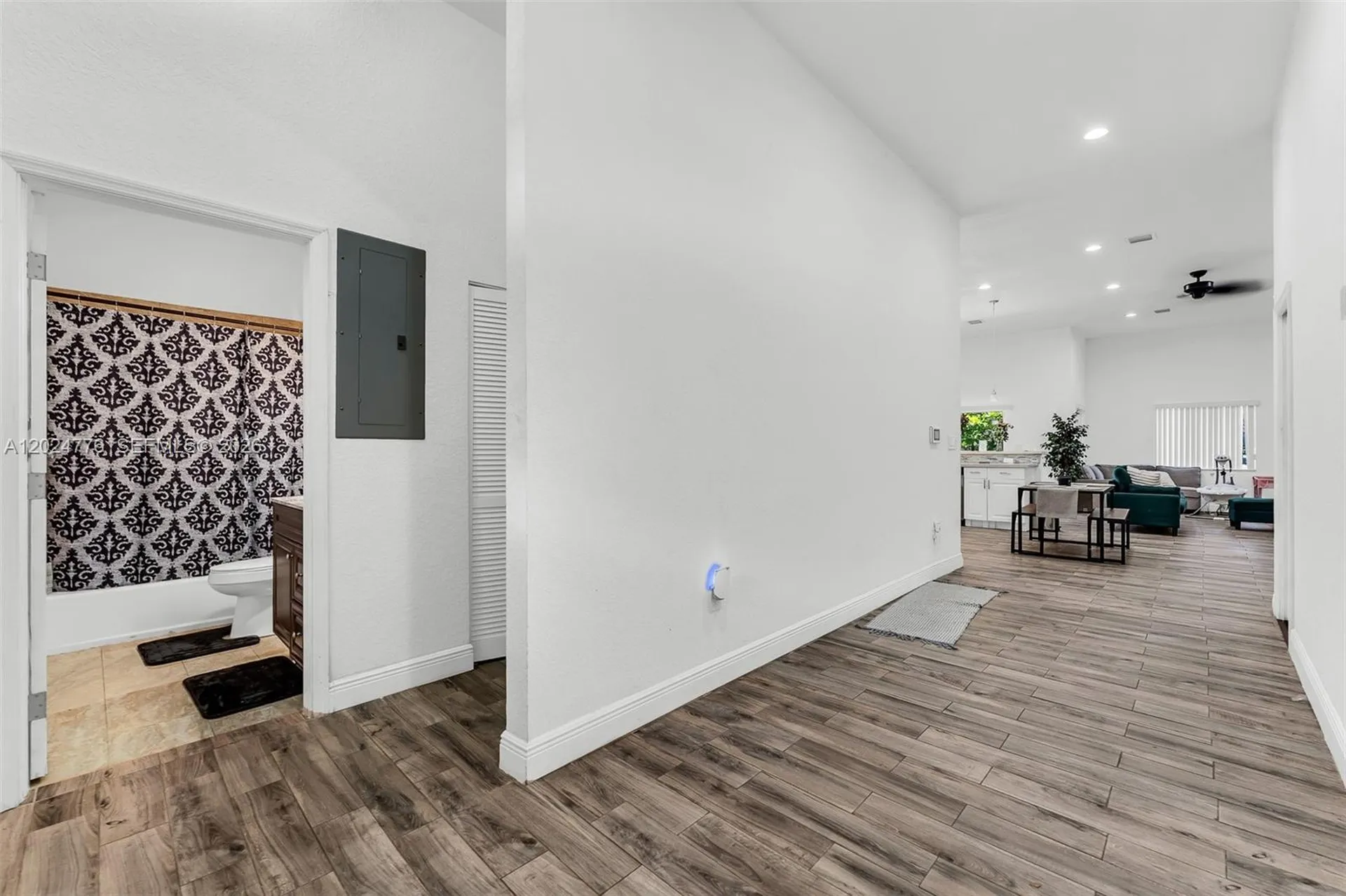 2804 Washington Drive Fort Lauderdale FL 33311