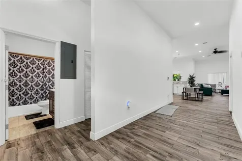 2804 Washington Drive Fort Lauderdale FL 33311
