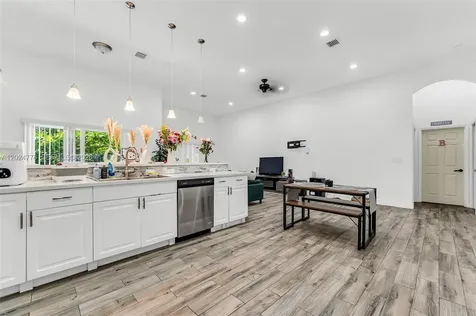 2804 Washington Drive Fort Lauderdale FL 33311