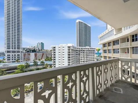 1817 S Ocean Drive Hallandale Beach FL 33009
