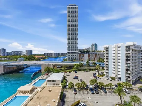 1817 S Ocean Drive Hallandale Beach FL 33009