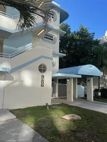 9156 Collins Avenue Surfside FL 33154