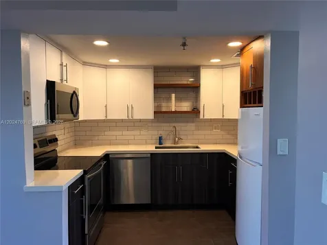 3100 W Rolling Hills Circle Davie FL 33328