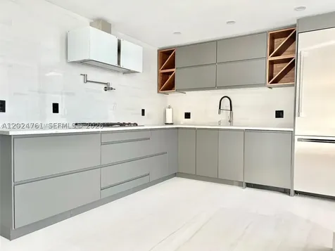 2030 S Ocean Drive Hallandale Beach FL 33009