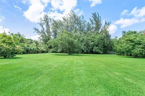 13821 Mustang Trail Southwest Ranches FL 33330