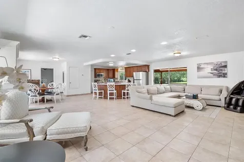 13821 Mustang Trail Southwest Ranches FL 33330