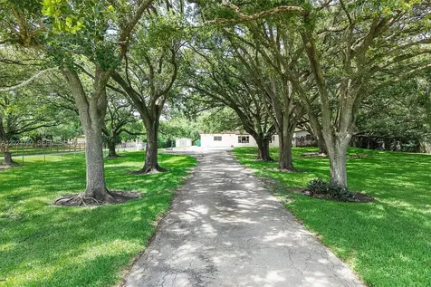 13821 Mustang Trail Southwest Ranches FL 33330