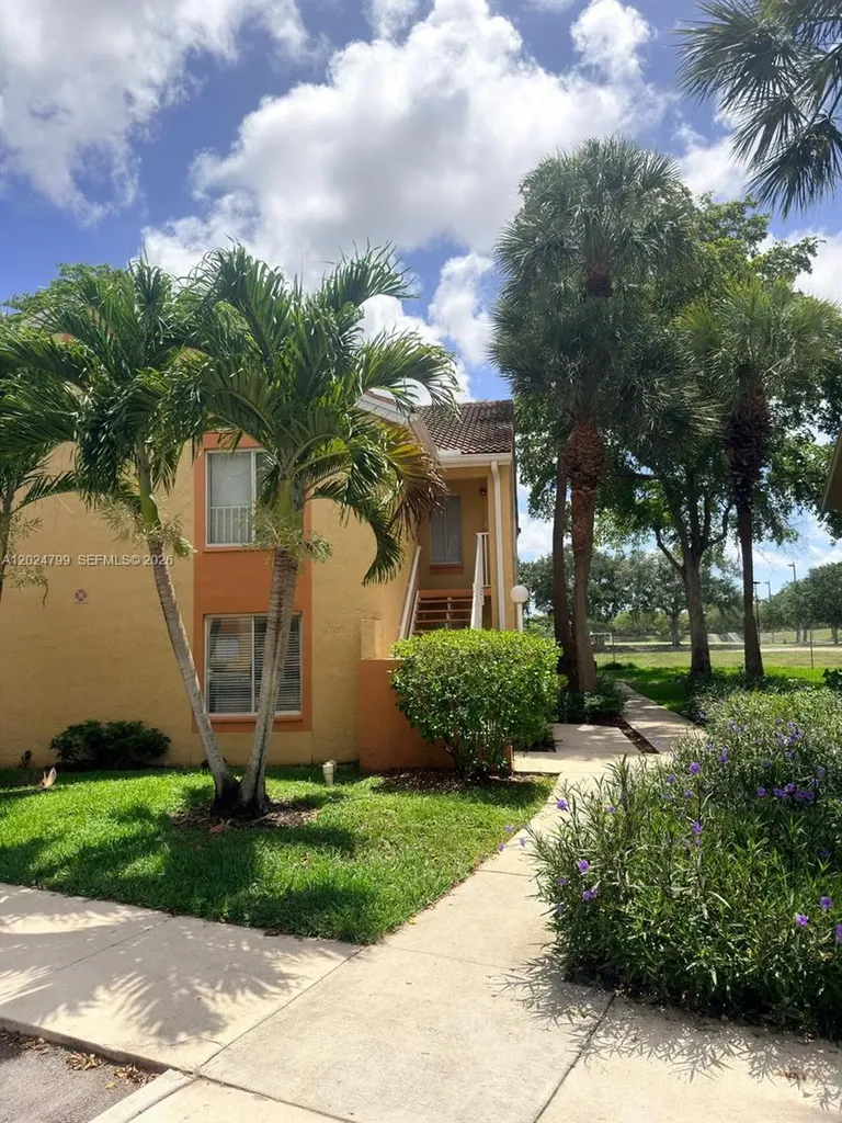 1025 Coral Club Drive Coral Springs FL 33071