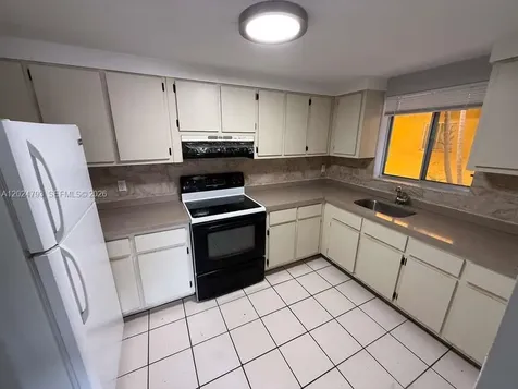 1501 W 42nd Street Hialeah FL 33012