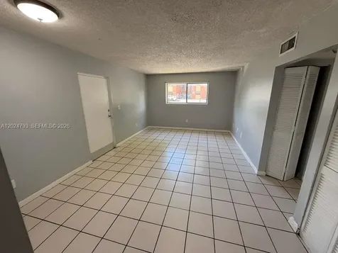 1501 W 42nd Street Hialeah FL 33012