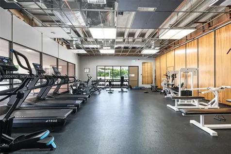 20301 W Country Club Drive Aventura FL 33180