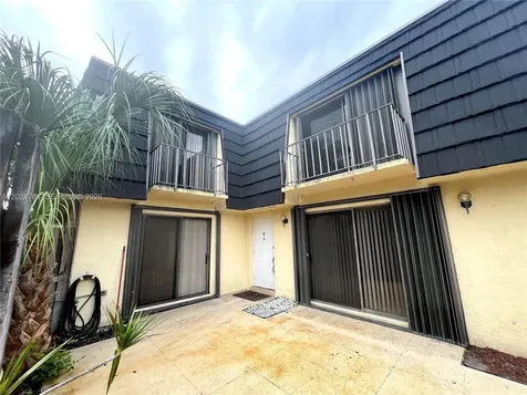 246 Woodland Road Palm Springs FL 33461