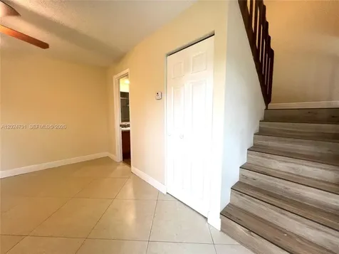 246 Woodland Road Palm Springs FL 33461