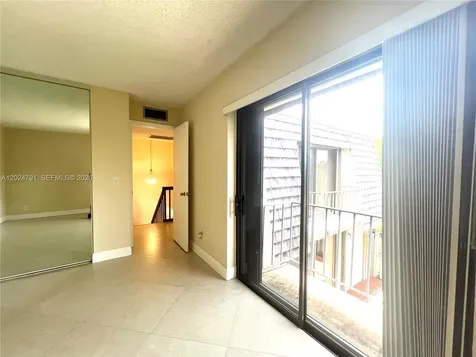 246 Woodland Road Palm Springs FL 33461