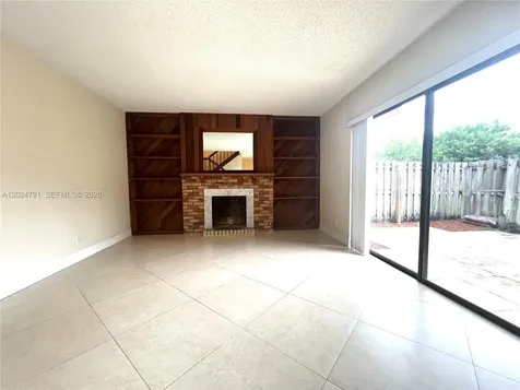 246 Woodland Road Palm Springs FL 33461