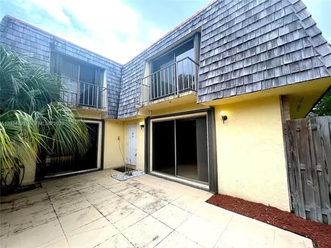 246 Woodland Road Palm Springs FL 33461