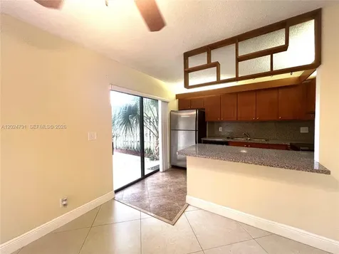 246 Woodland Road Palm Springs FL 33461