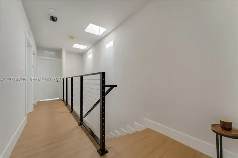1917 NW 17 Street Miami FL 33125