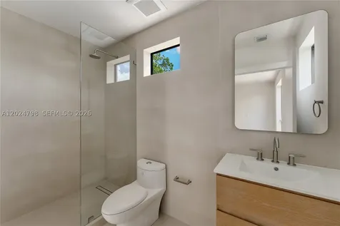 1917 NW 17 Street Miami FL 33125
