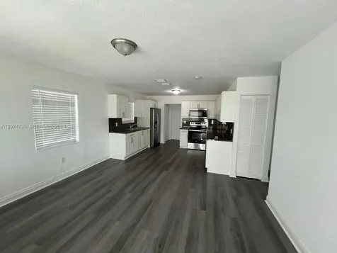 2561 NW 18th Court Fort Lauderdale FL 33311
