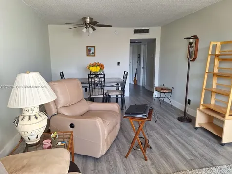 6700 Cypress Road Plantation FL 33317
