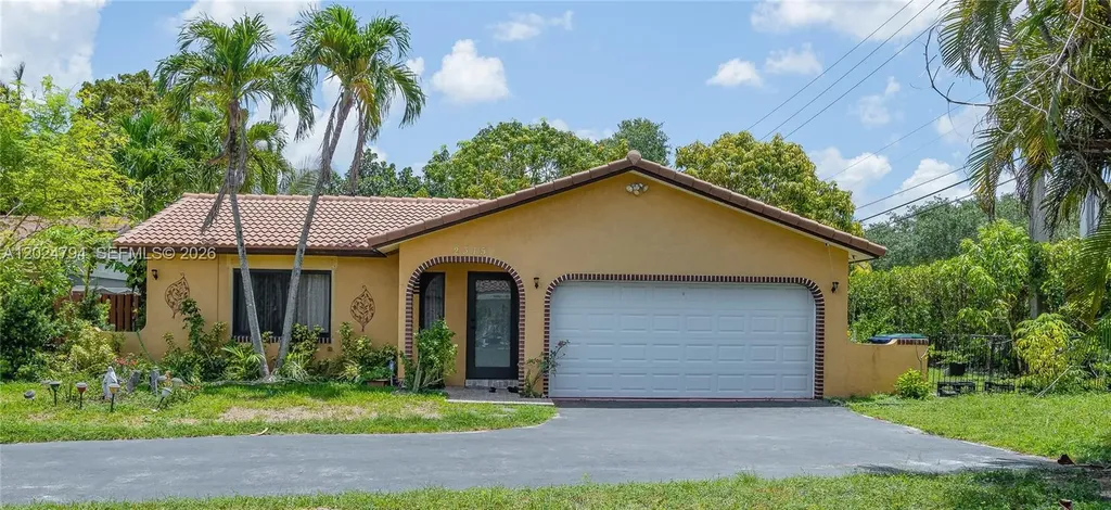 2315 NW 98th Terrace Coral Springs FL 33065