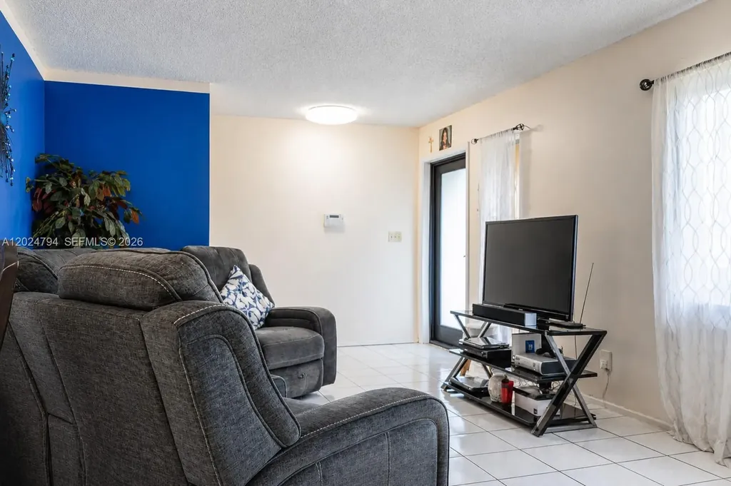 2315 NW 98th Terrace Coral Springs FL 33065