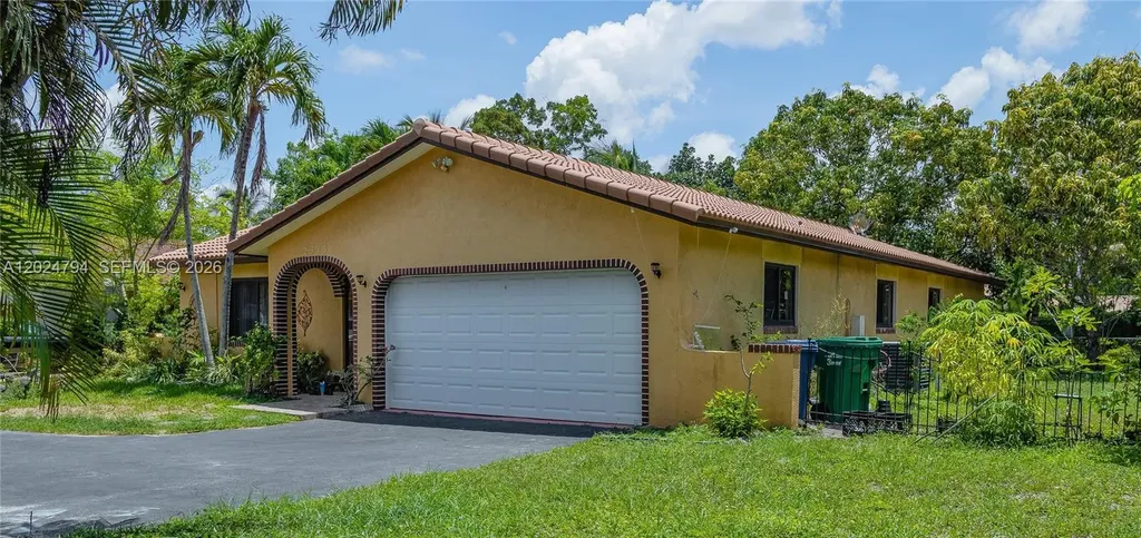 2315 NW 98th Terrace Coral Springs FL 33065