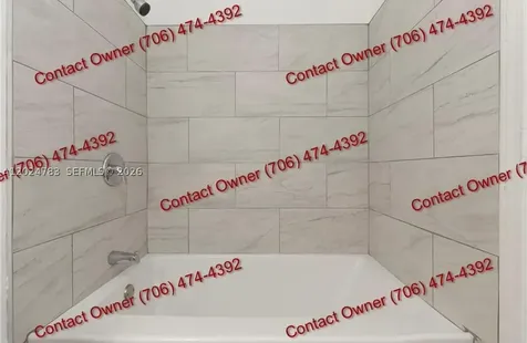 13951 Kendale Lakes Circle Miami FL 33183