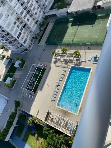 18081 Biscayne Boulevard Aventura FL 33160