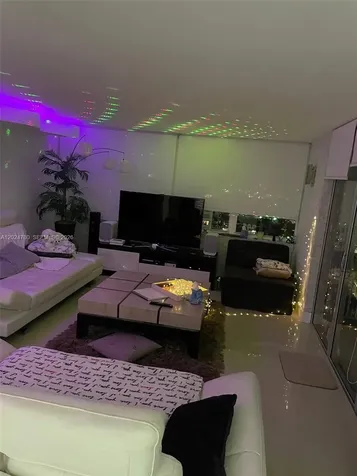 18081 Biscayne Boulevard Aventura FL 33160
