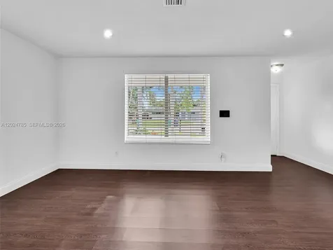 4500 SW 42nd Terrace Dania Beach FL 33314