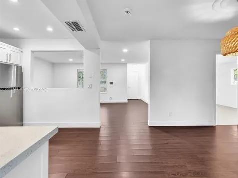 4500 SW 42nd Terrace Dania Beach FL 33314