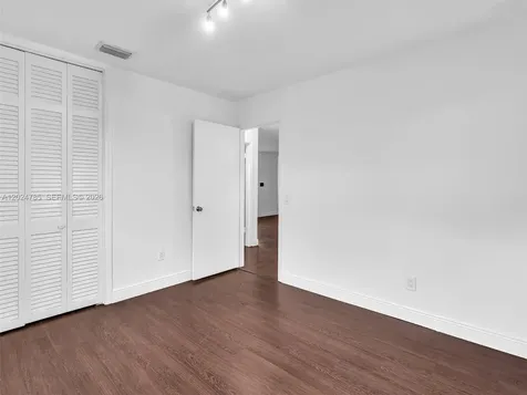 4500 SW 42nd Terrace Dania Beach FL 33314