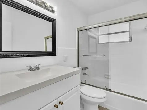 4500 SW 42nd Terrace Dania Beach FL 33314