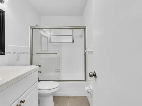 4500 SW 42nd Terrace Dania Beach FL 33314